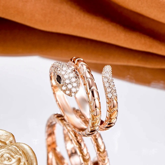 Crystal Micro-Inlaid Spiral Adjustable Rose Gold Snake Ring - Picture 8 of 12